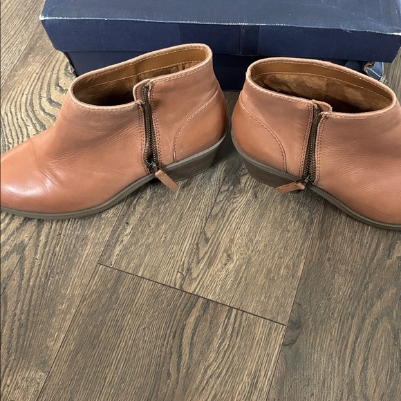 Leather Gap booties in excellent condition - Picture 11 of 12